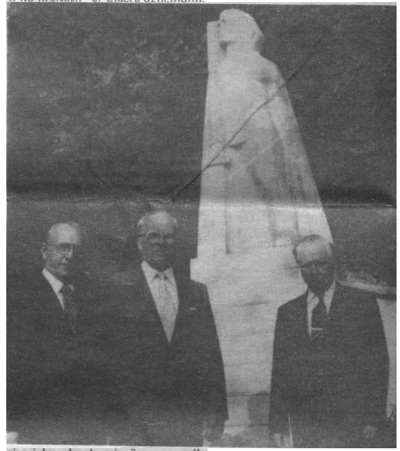 8a8b2bf713bac82cf4f4540d764f6d777dd75869