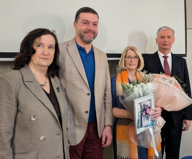 C8dd0625ae6531f8f4a0f04e5664360411566098